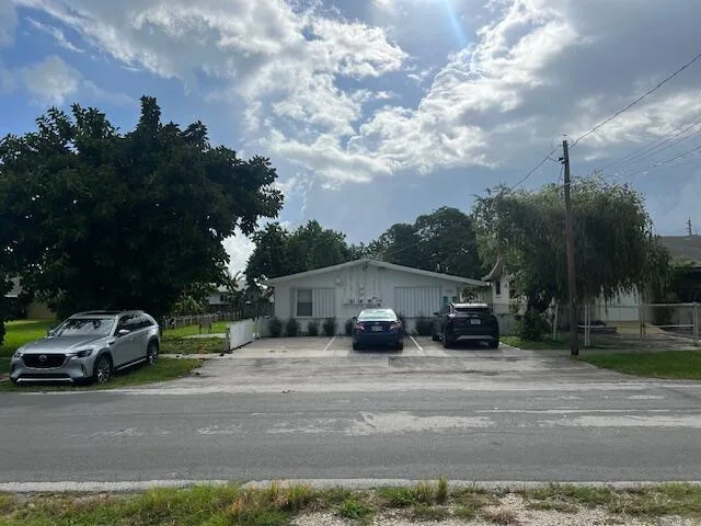 106 NW 12TH Avenue # 1-2, Dania Beach, FL 33004 photo 6
