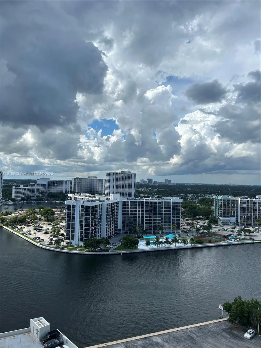 3800 S Ocean Dr # 1823, Hollywood, FL 33019