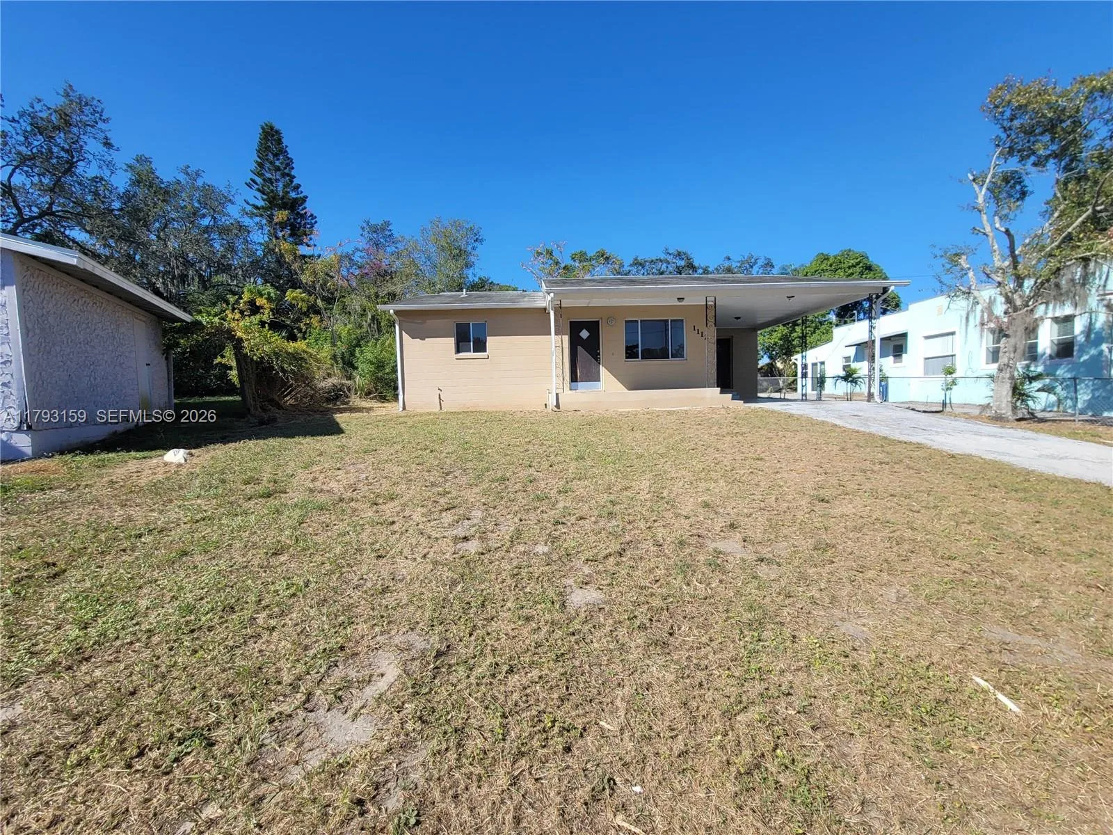 1112 Evanston ST, Sebring, FL 33870 photo 3