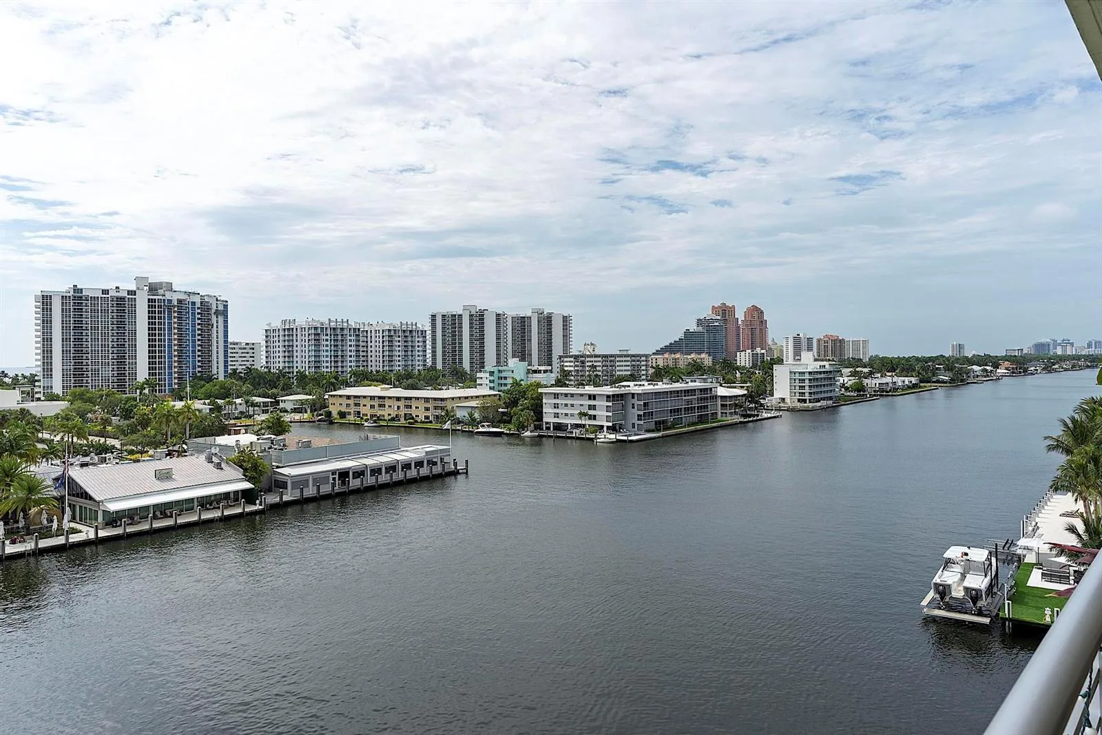 2900 NE 30th Street # Apt 8j, Fort Lauderdale, FL 33306