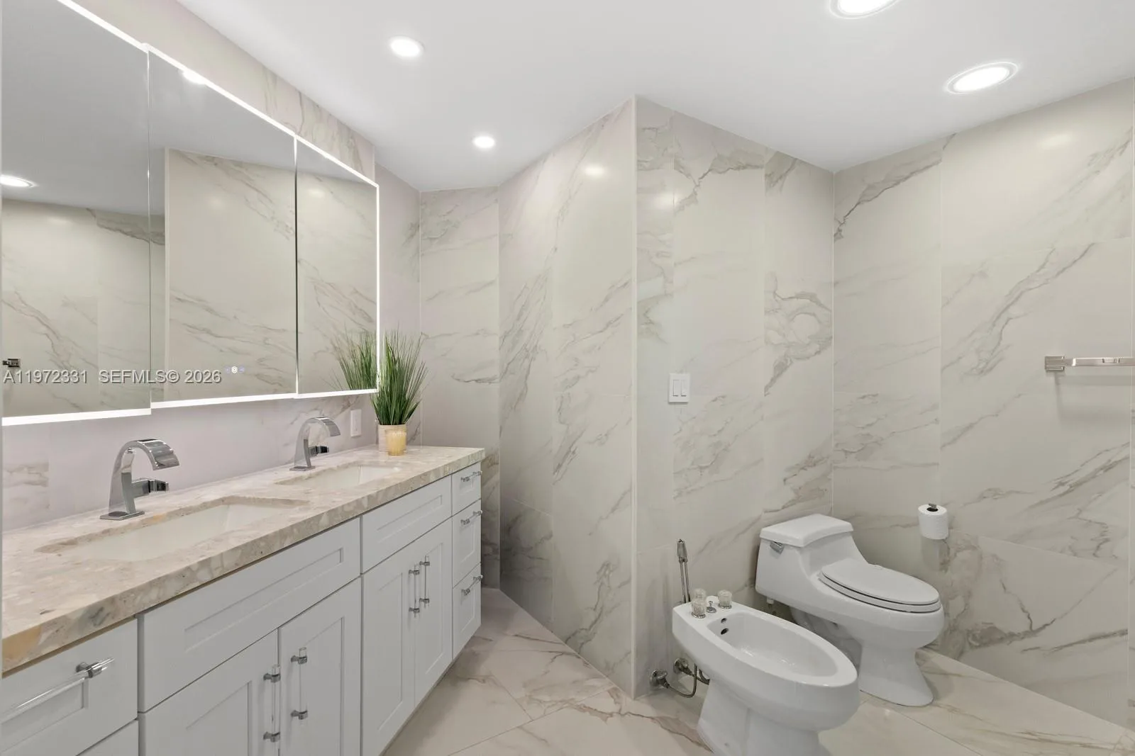 888 Brickell Key Dr # 1200, Miami, FL 33131 photo 3