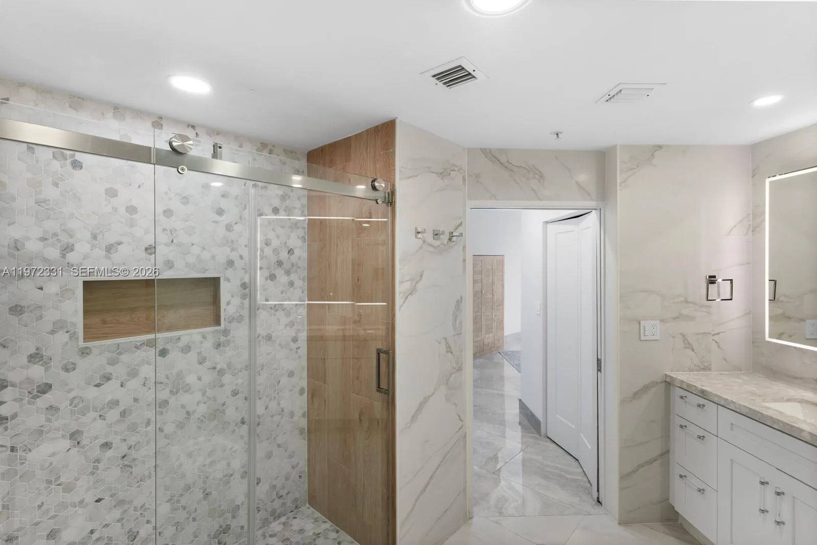 888 Brickell Key Dr # 1200, Miami, FL 33131 photo 4