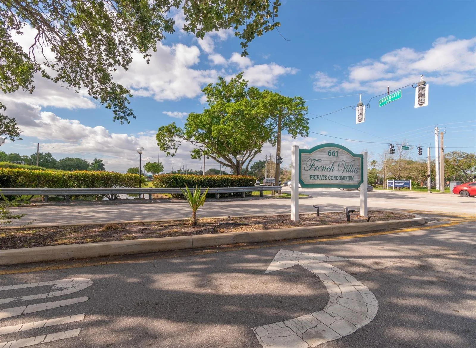 7980 N French Drive # Unit 3-305, Pembroke Pines, FL 33024 photo 2