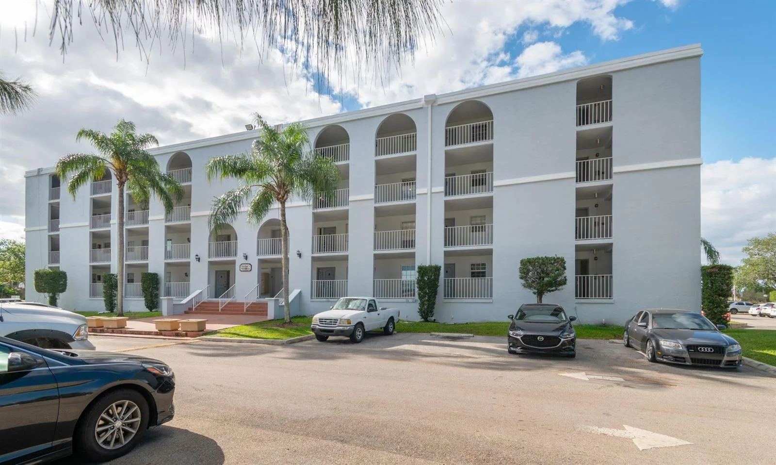7980 N French Drive # Unit 3-305, Pembroke Pines, FL 33024 photo 3