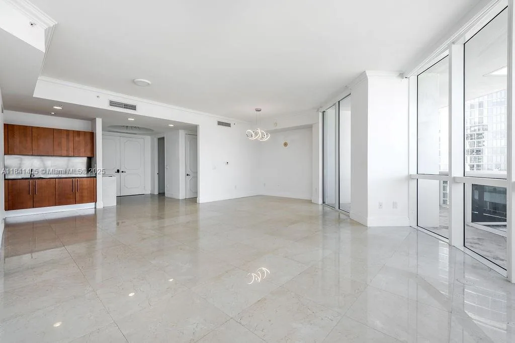 18101 Collins Ave # 4601, Sunny Isles Beach, FL 33160 photo 7