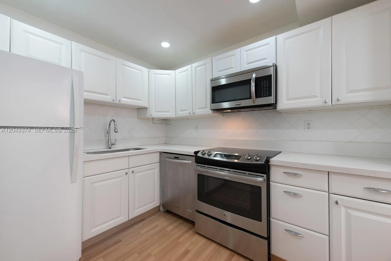 800 West Ave # 631, Miami Beach, FL 33139 photo 7