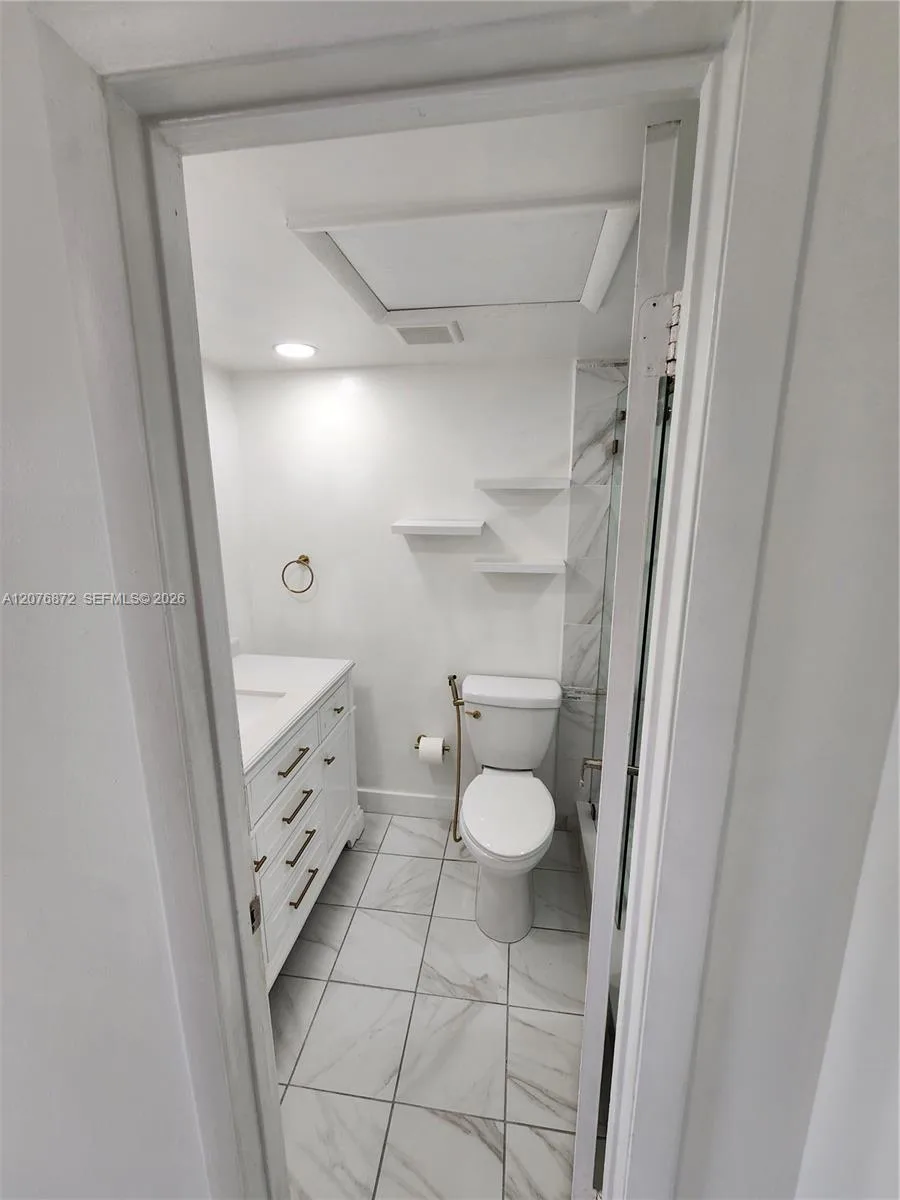 9400 W Flagler St # 309, Miami, FL 33174 photo 12