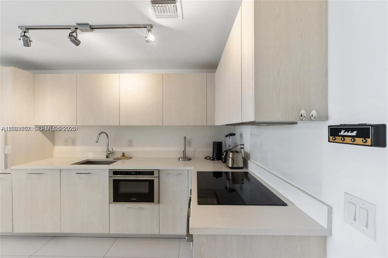 501 NE 31st St # 2109, Miami, FL 33137 photo 5