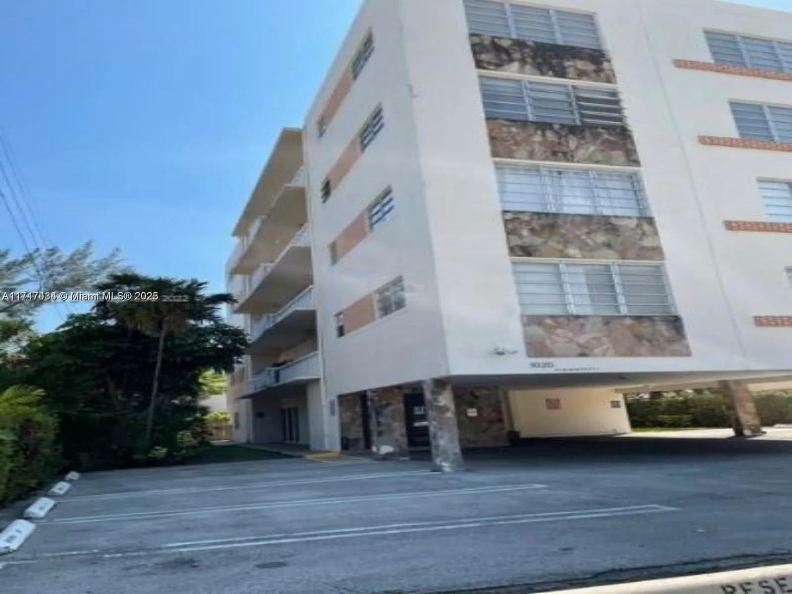1020 94th St # 203, Bay Harbor Islands, FL 33154