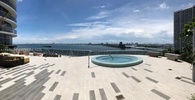 488 NE 18th St # 3703, Miami, FL 33132 photo 9