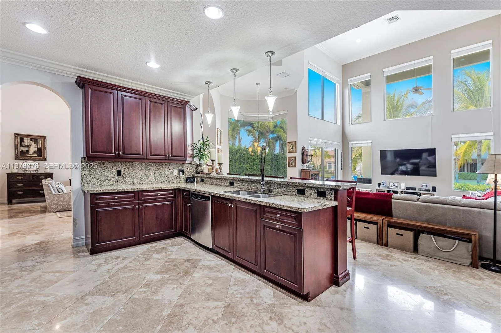 10221 Blue Palm St, Plantation, FL 33324 photo 10