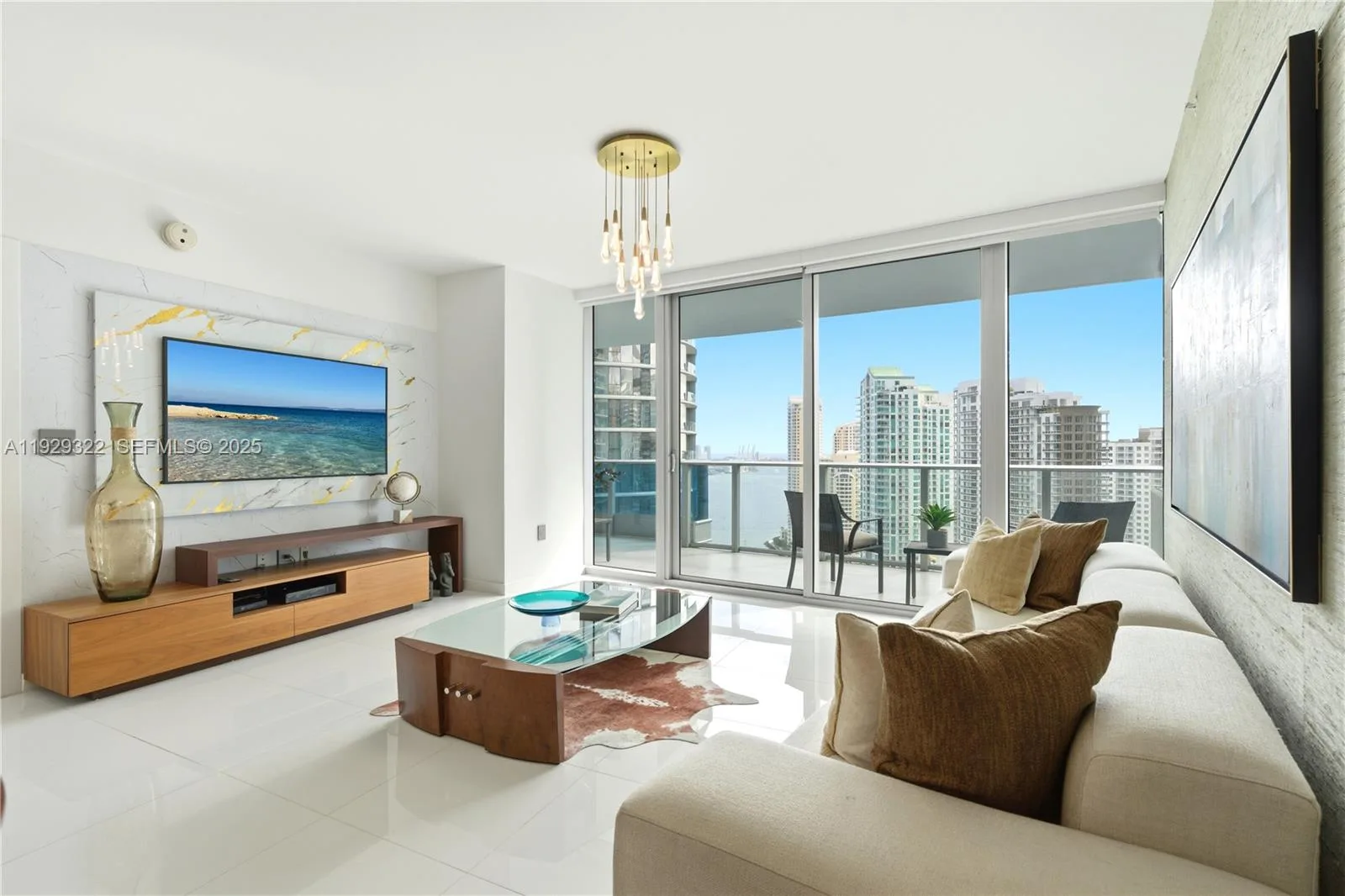 200 Biscayne Boulevard Way # 3205, Miami, FL 33131