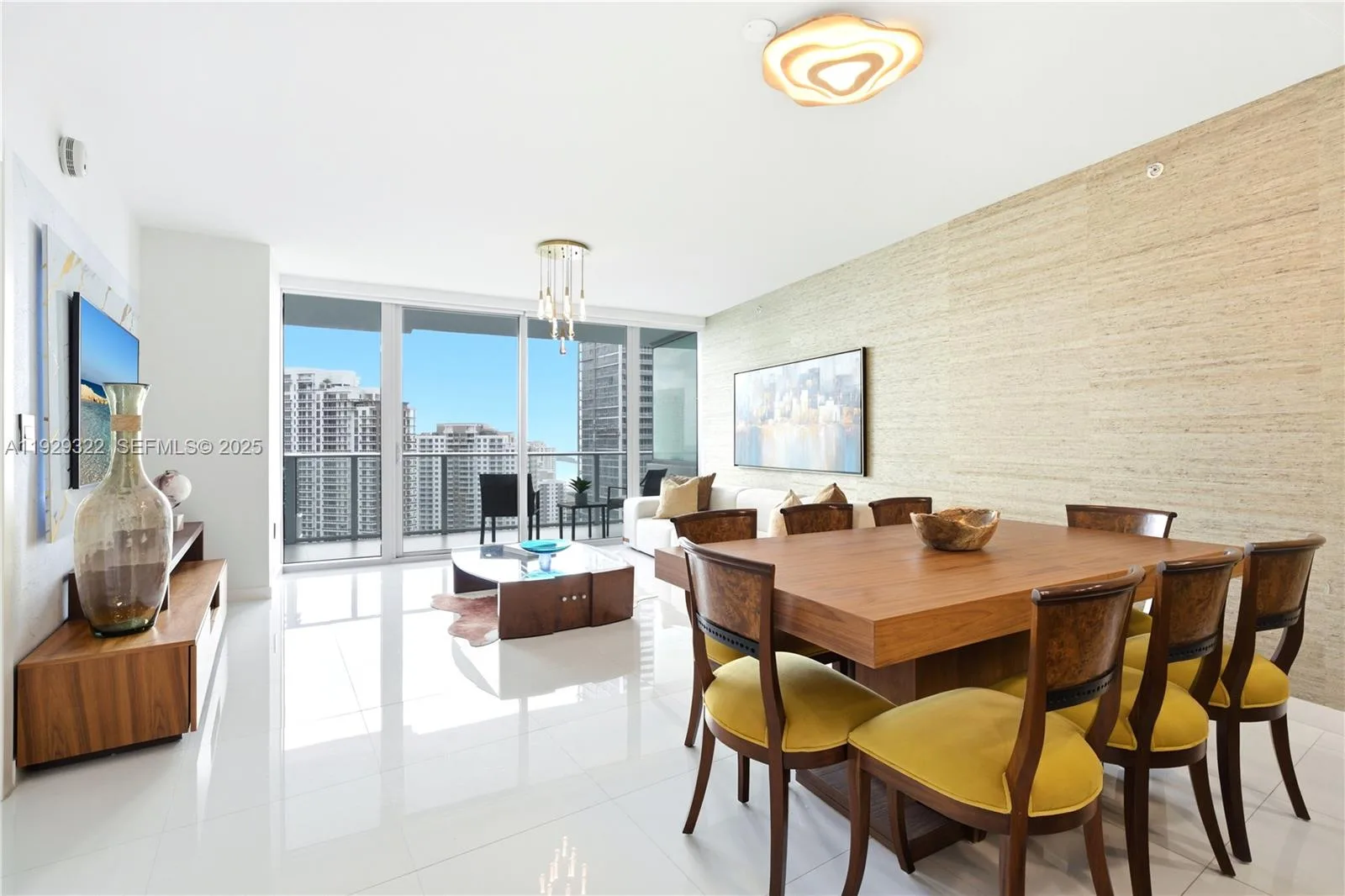200 Biscayne Boulevard Way # 3205, Miami, FL 33131 photo 4
