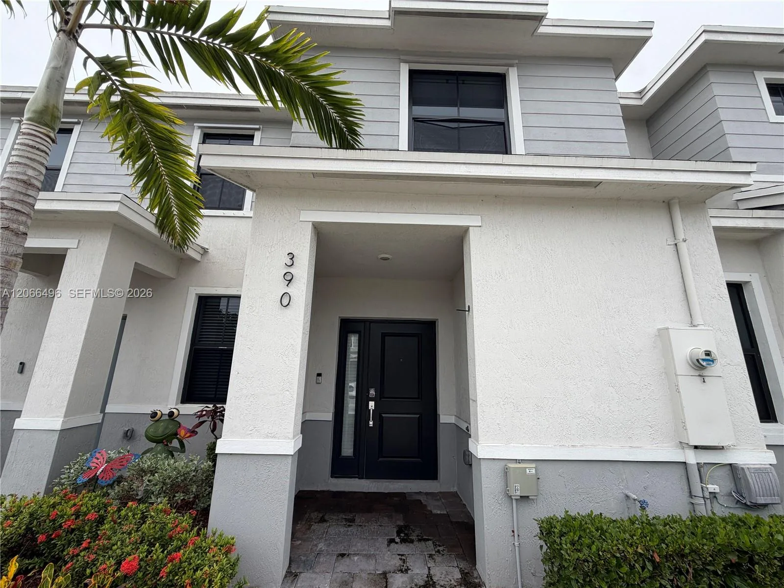 390 NE 12th St, Florida City, FL 33034 photo 2