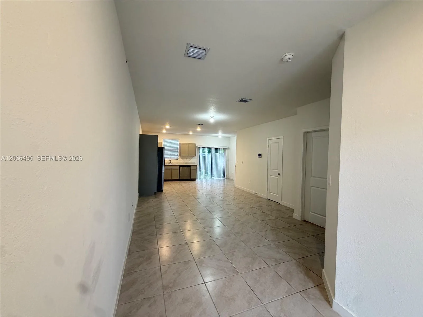 390 NE 12th St, Florida City, FL 33034 photo 3