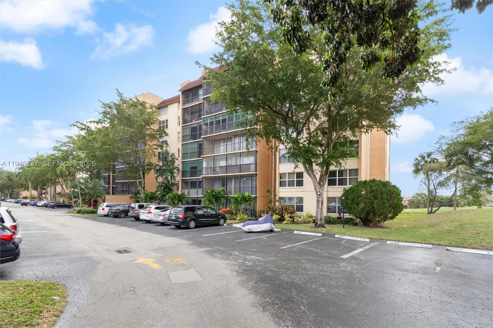 3771 Environ Blvd # 253, Lauderhill, FL 33319