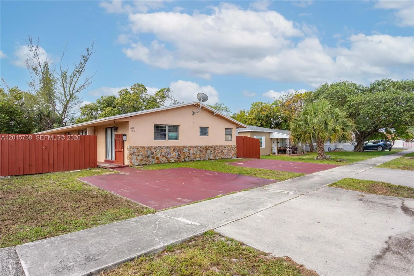 1916 - 1918 Grant Street, Hollywood, FL 33020 photo 4