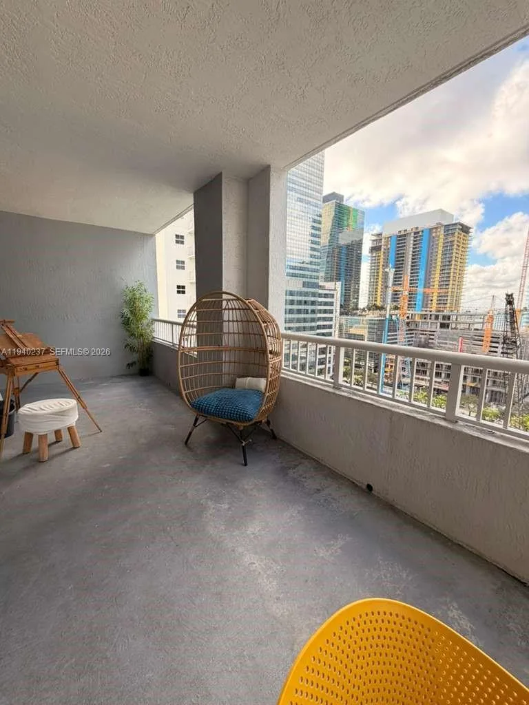 170 SE 14th St # 1807, Miami, FL 33131 photo 11