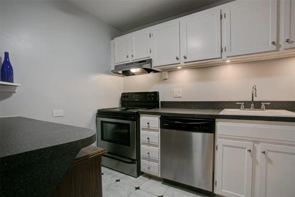 3740 INVERRARY Drive # 3I, Lauderhill, FL 33319 photo 5