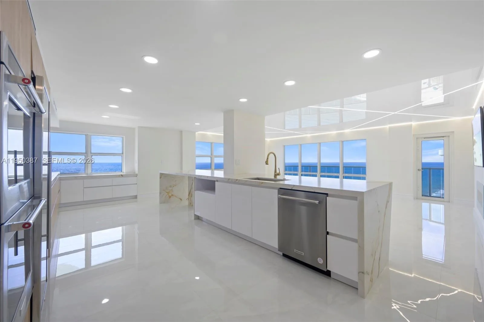 3410 Galt Ocean Dr # PH2N, Fort Lauderdale, FL 33308 photo 2