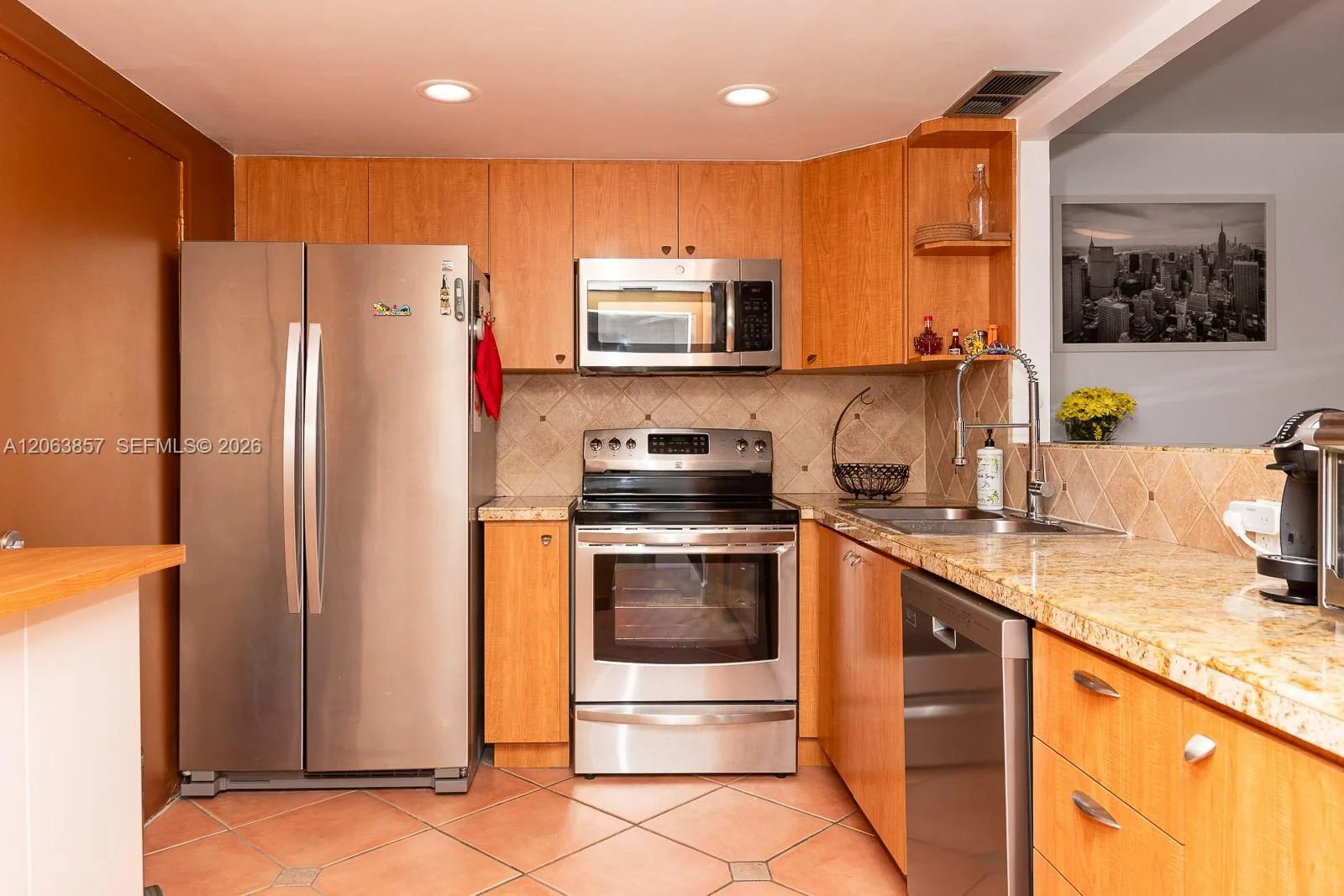 1020 Meridian Ave # 314, Miami Beach, FL 33139 photo 2