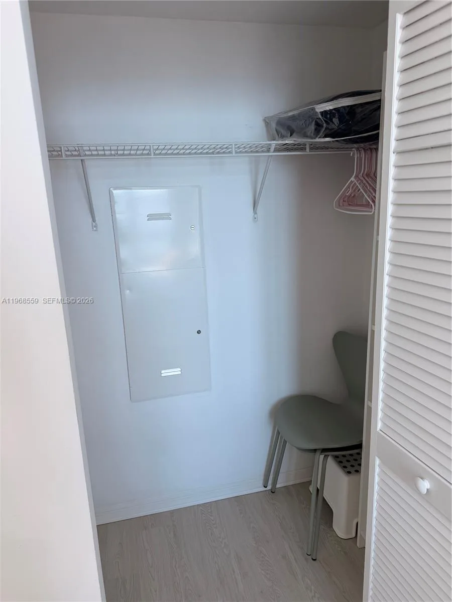 951 Brickell Ave # 3108, Miami, FL 33131 photo 13