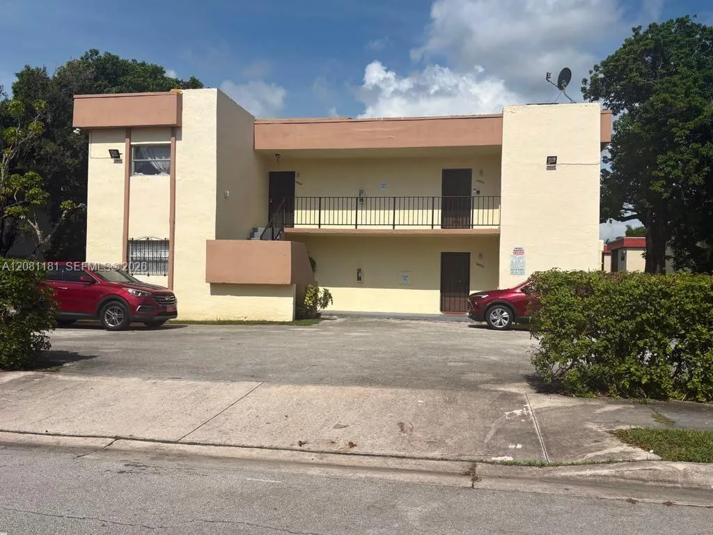 14002 NE 2nd Ct # 2-2-2, Miami, FL 33161