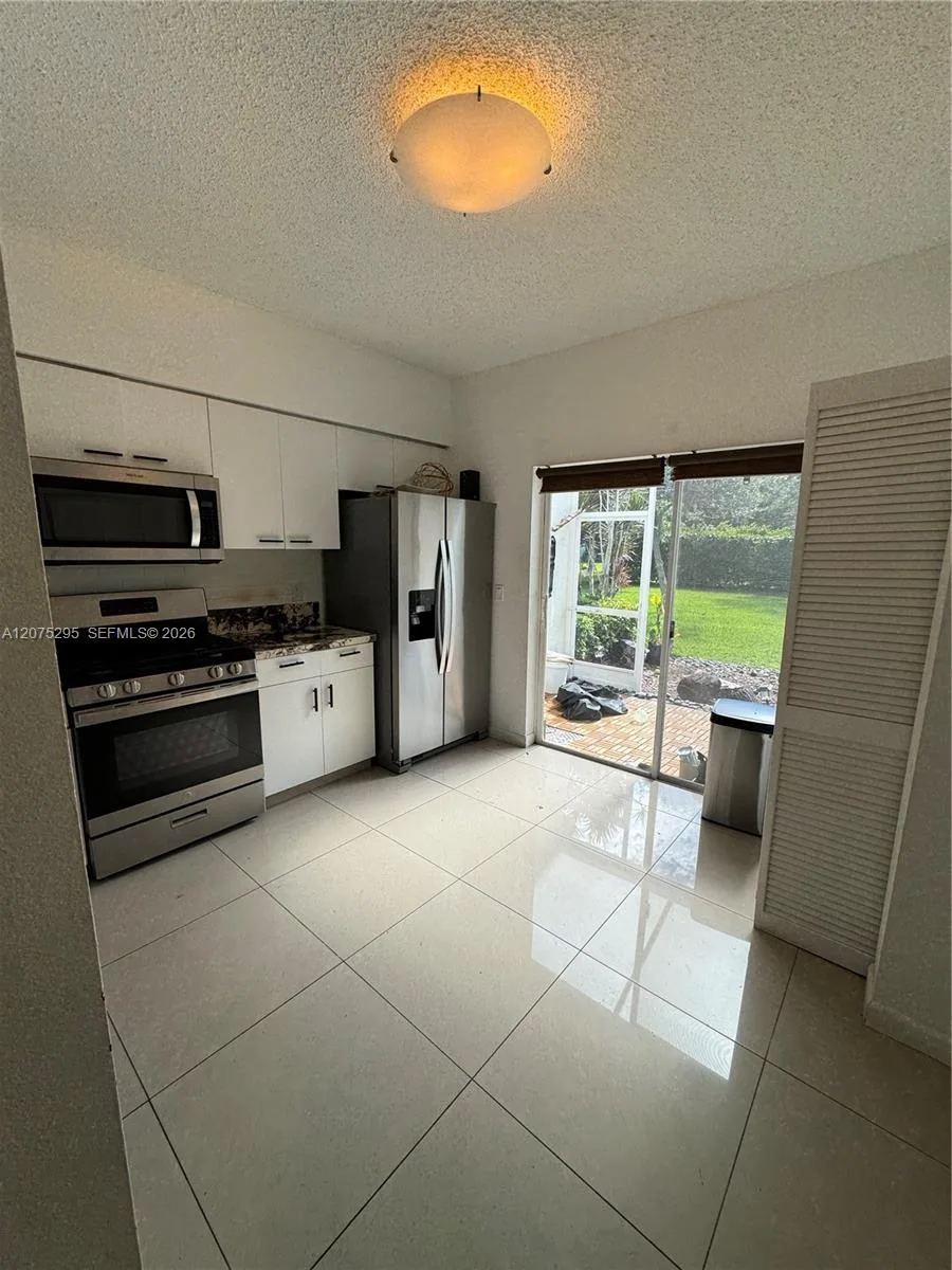 8207 San Carlos Cir # 8207, Tamarac, FL 33321
