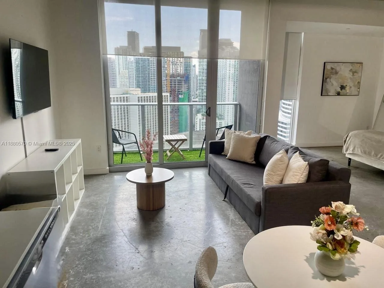 151 SE 1st St # 2807, Miami, FL 33131