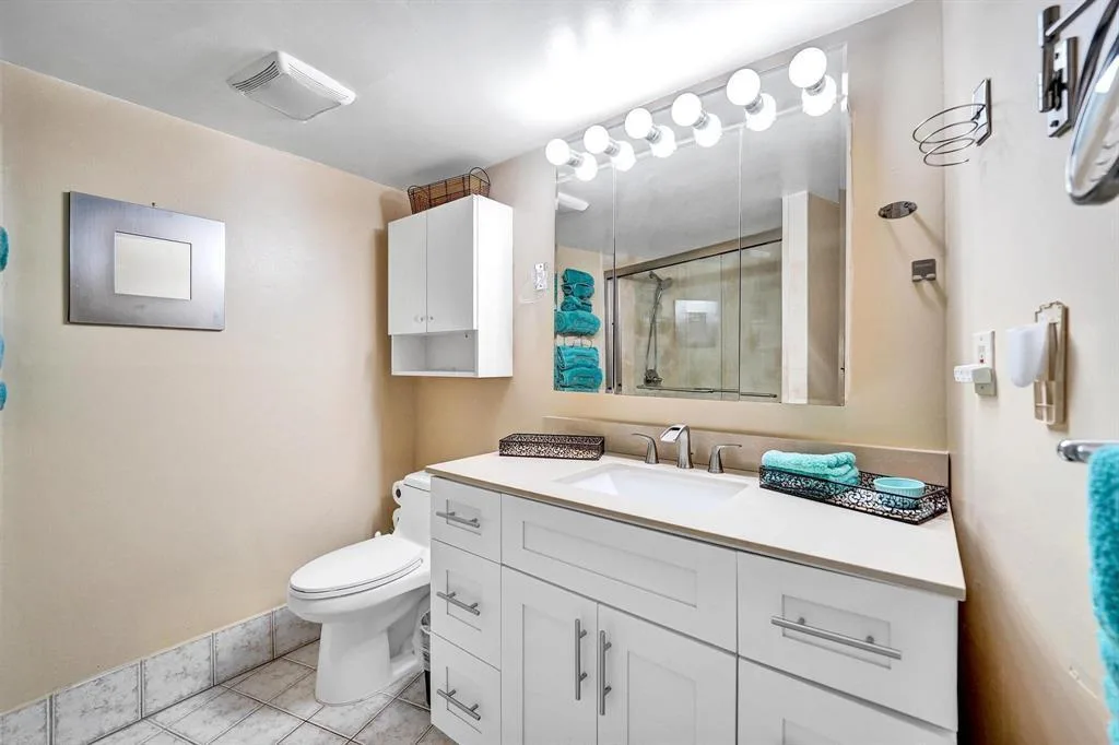 100 Golden Isles Drive # 815, Hallandale Beach, FL 33009 photo 11