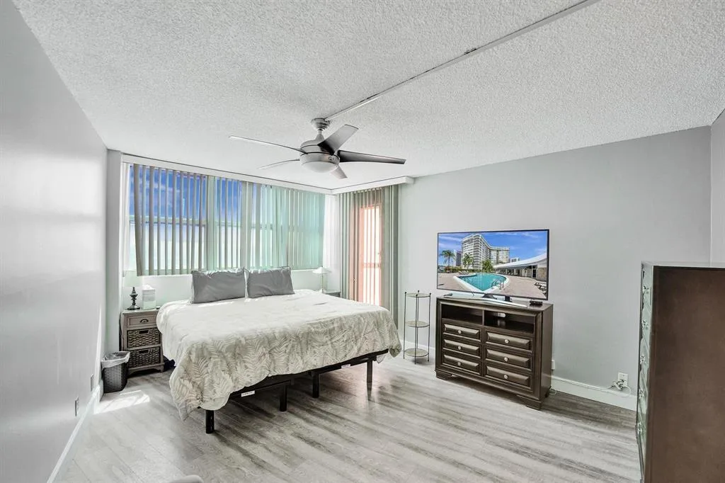 100 Golden Isles Drive # 815, Hallandale Beach, FL 33009 photo 6
