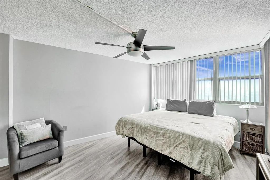 100 Golden Isles Drive # 815, Hallandale Beach, FL 33009 photo 7