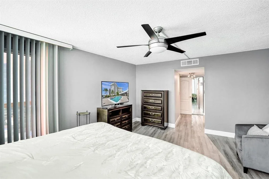 100 Golden Isles Drive # 815, Hallandale Beach, FL 33009 photo 8
