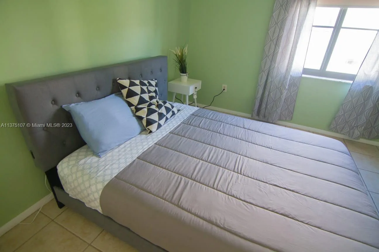 753 Michigan Ave # 2D, Miami Beach, FL 33139 photo 10