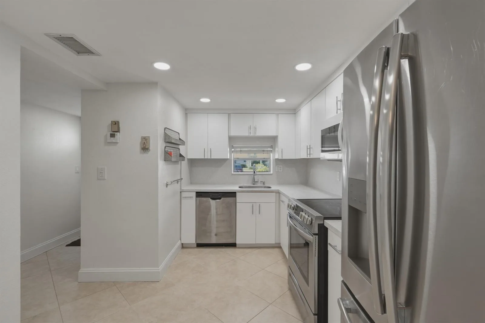 681 S Hollybrook Drive # 109, Pembroke Pines, FL 33025