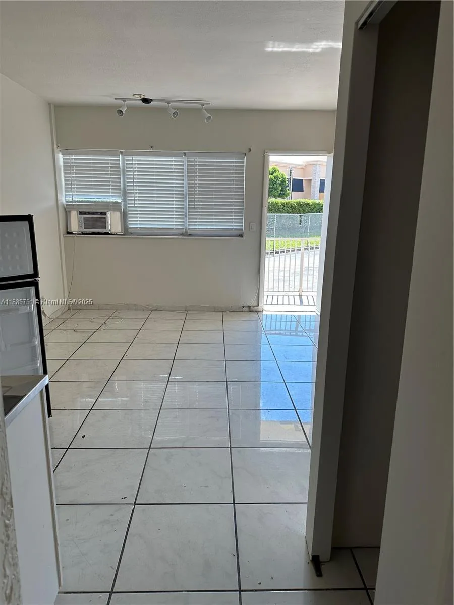 26 Diplomat Parkway # 2248, Hallandale Beach, FL 33009