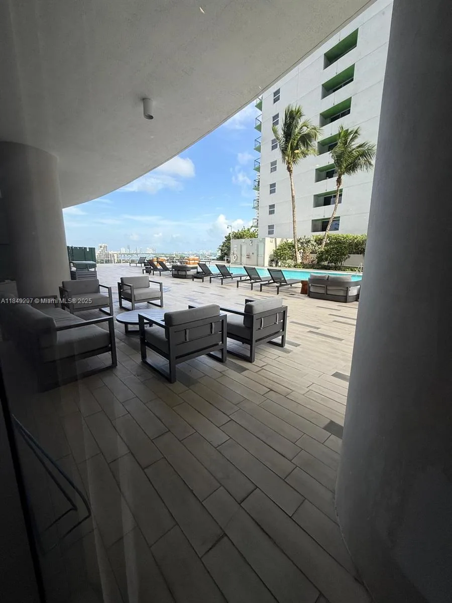 488 NE 18th St # 3204, Miami, FL 33132 photo 11