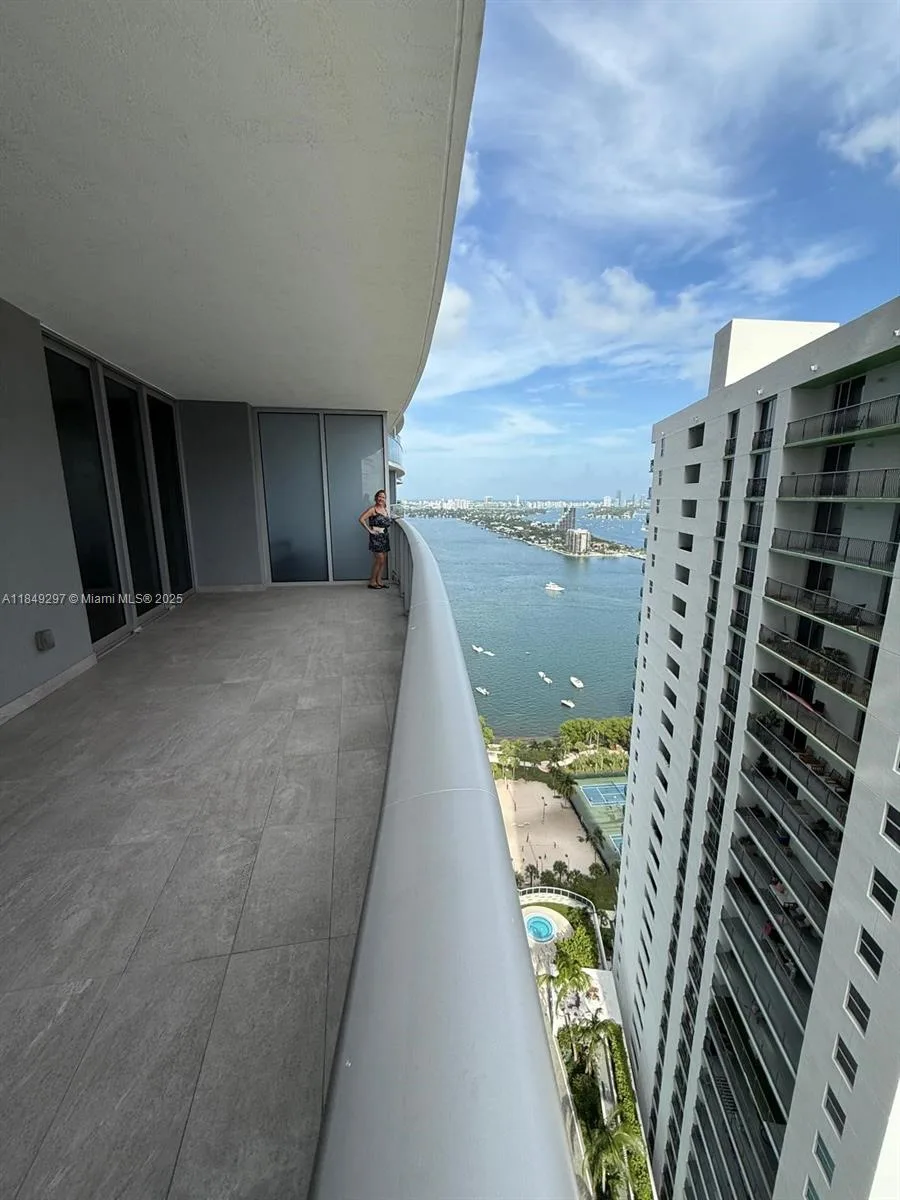 488 NE 18th St # 3204, Miami, FL 33132 photo 6