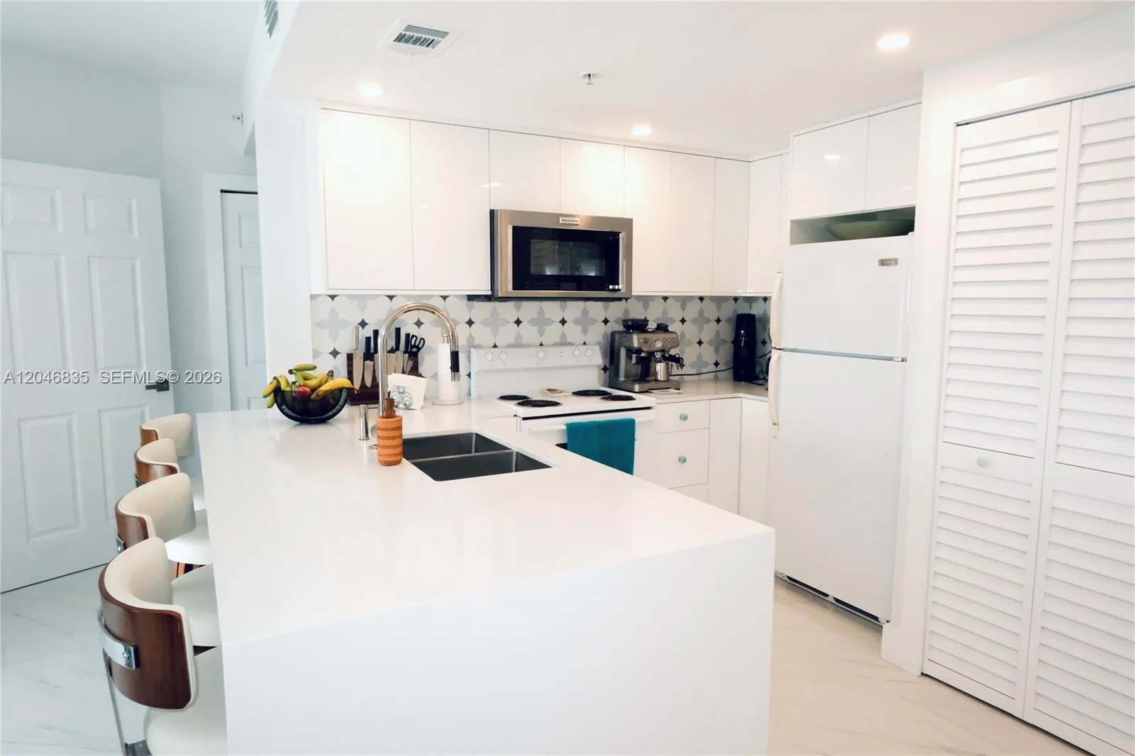 3410 Coral Way # PH-05, Miami, FL 33145 photo 3