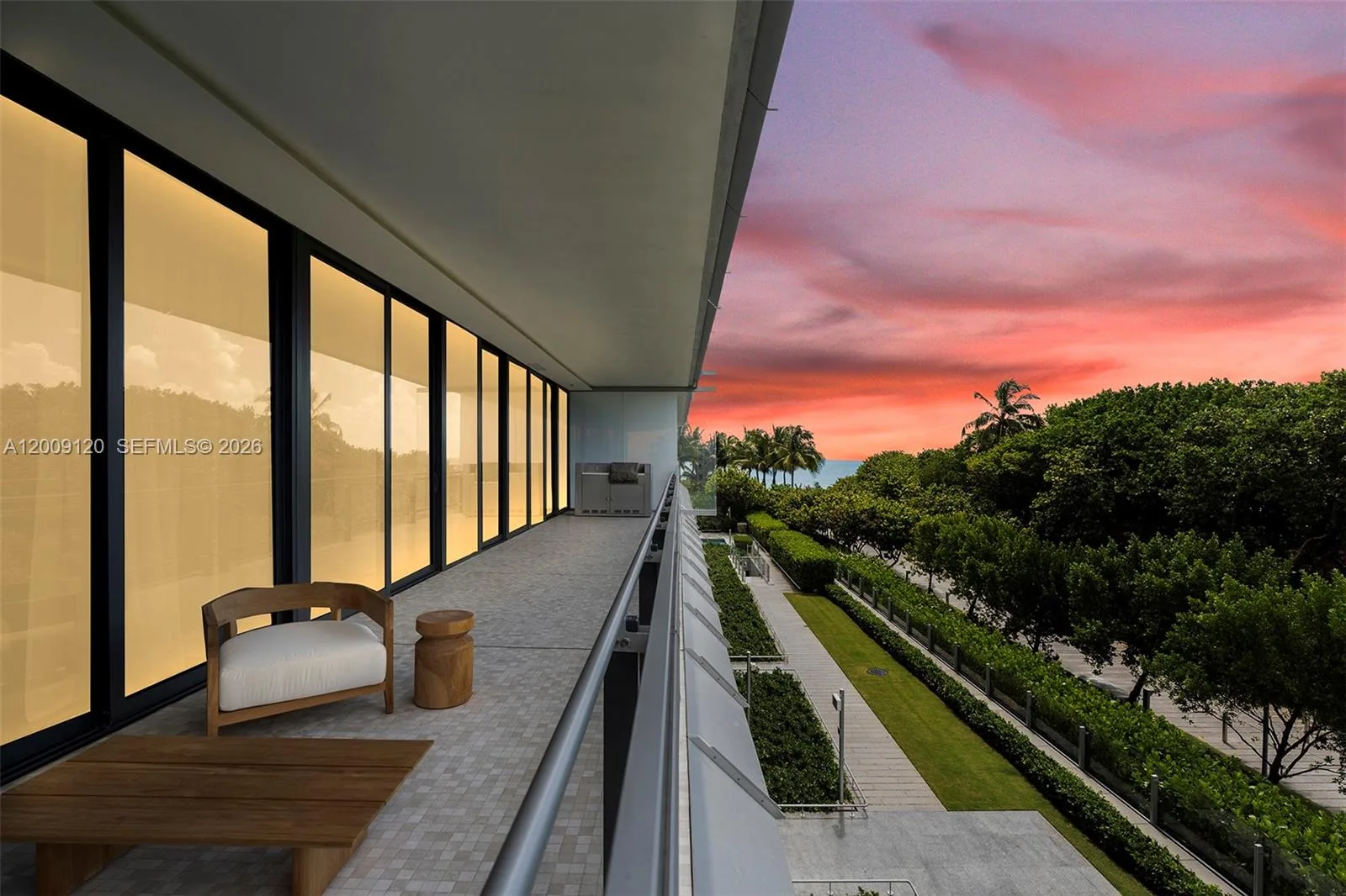 8701 Collins Ave # 304, Miami Beach, FL 33154