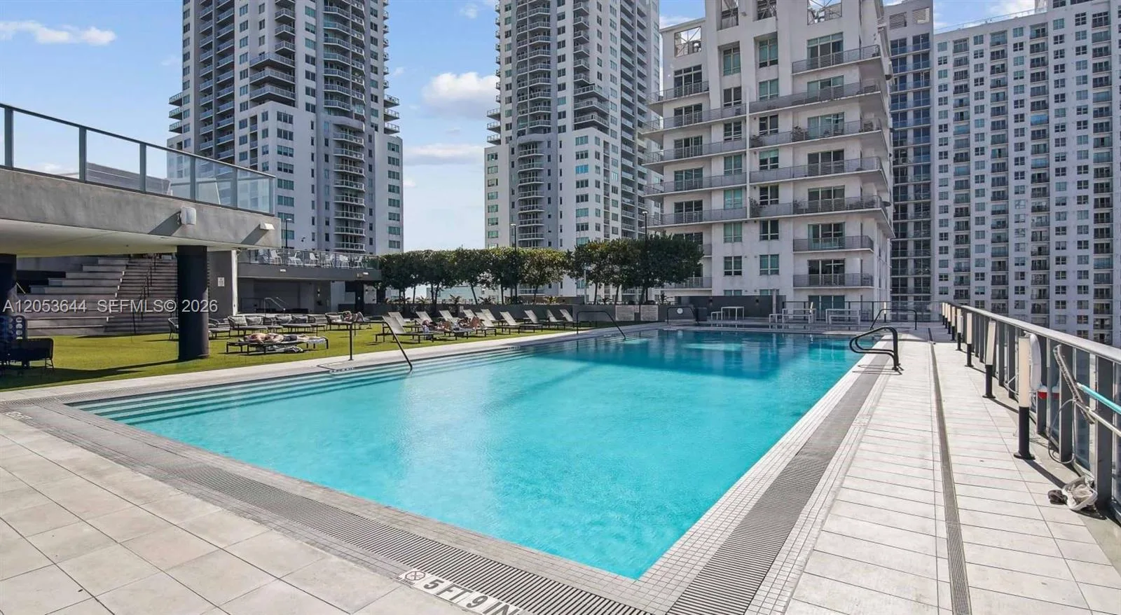 230 NE 4th Street # C1, Miami, FL 33132 — zdjęcie 2