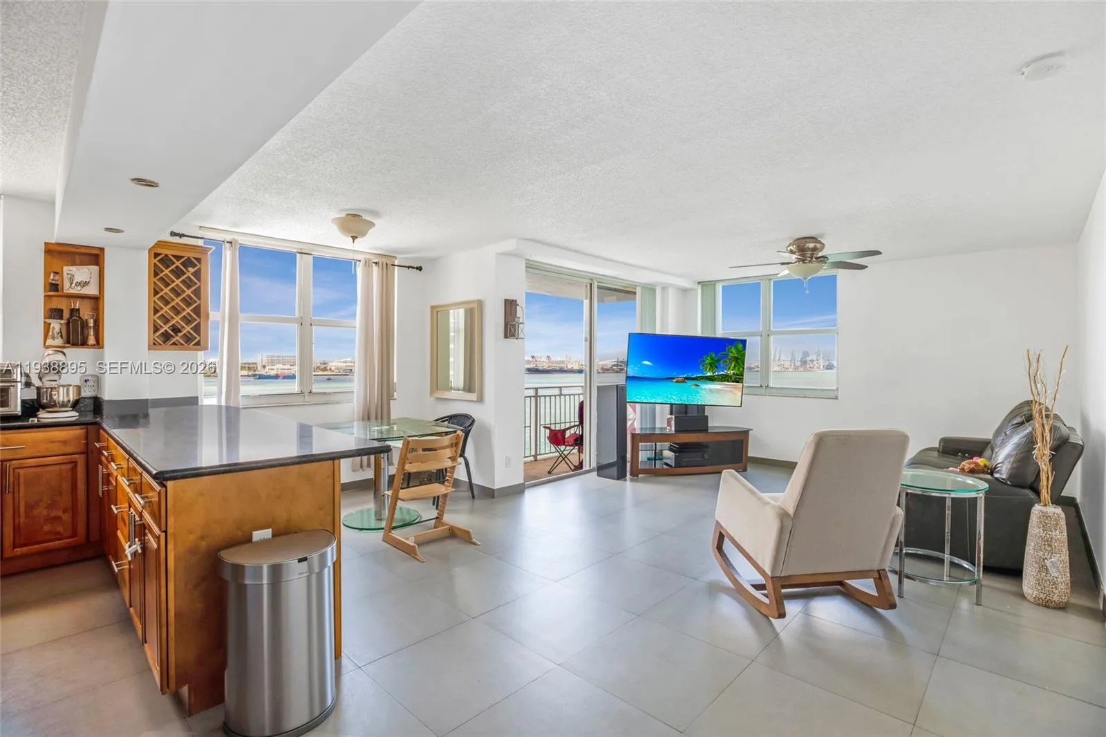 770 Claughton Island Dr # 915, Miami, FL 33131 photo 4