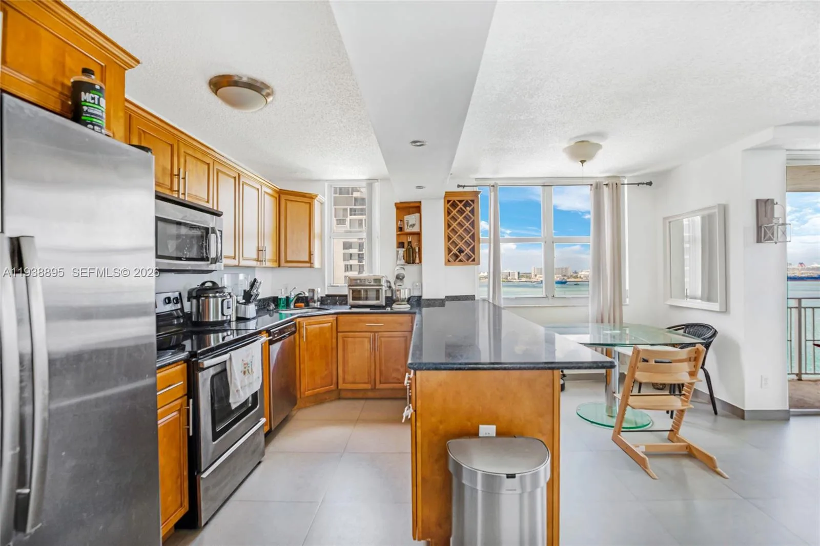 770 Claughton Island Dr # 915, Miami, FL 33131 photo 5