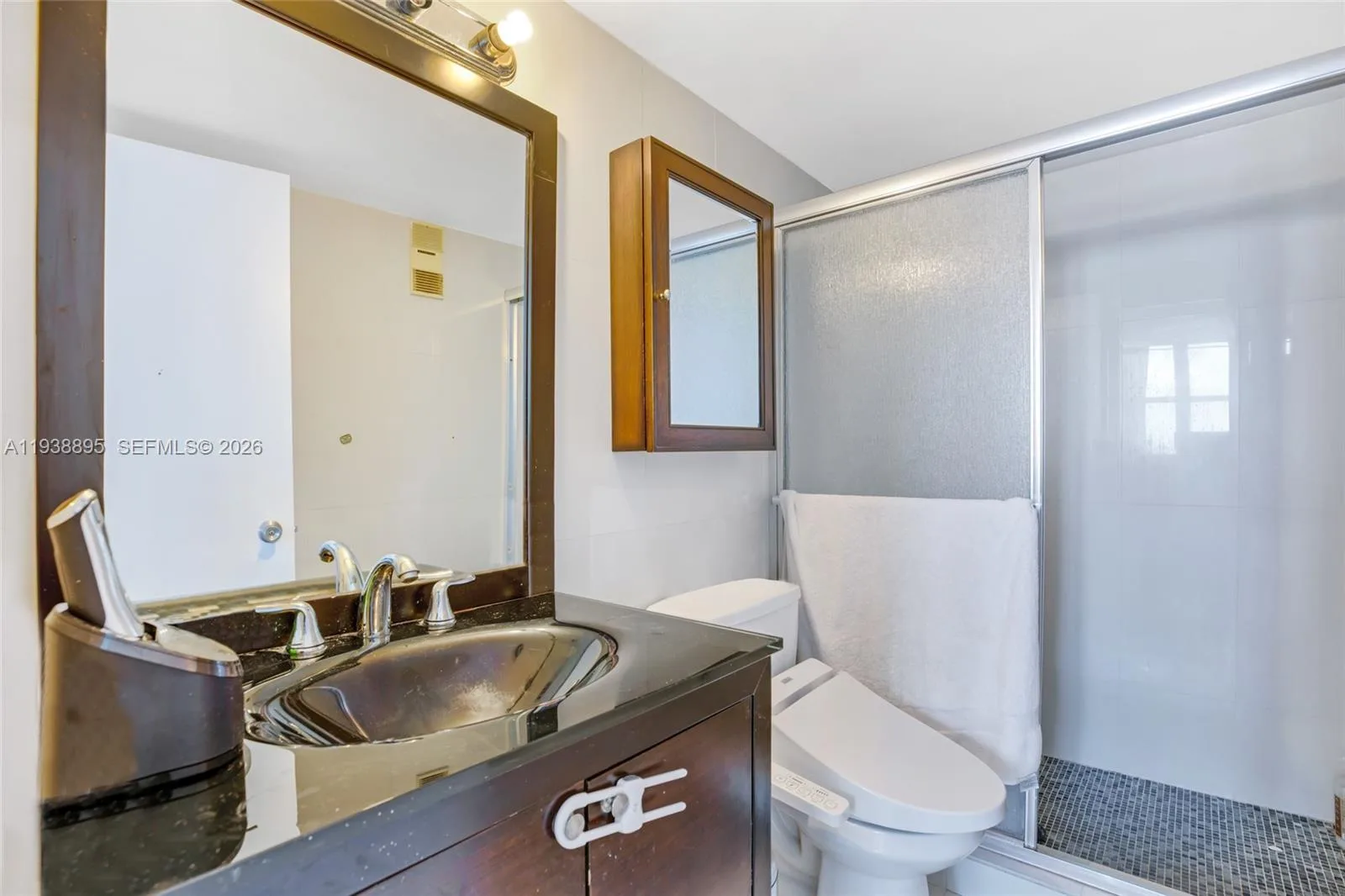 770 Claughton Island Dr # 915, Miami, FL 33131 photo 7