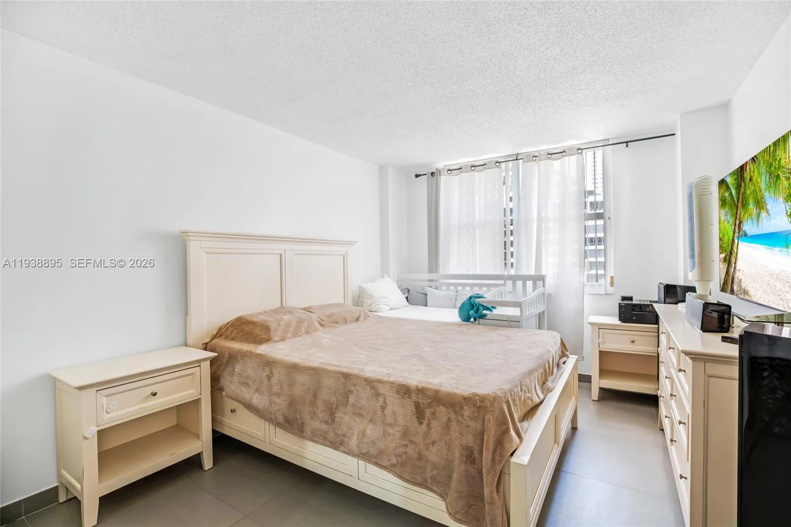 770 Claughton Island Dr # 915, Miami, FL 33131 photo 9