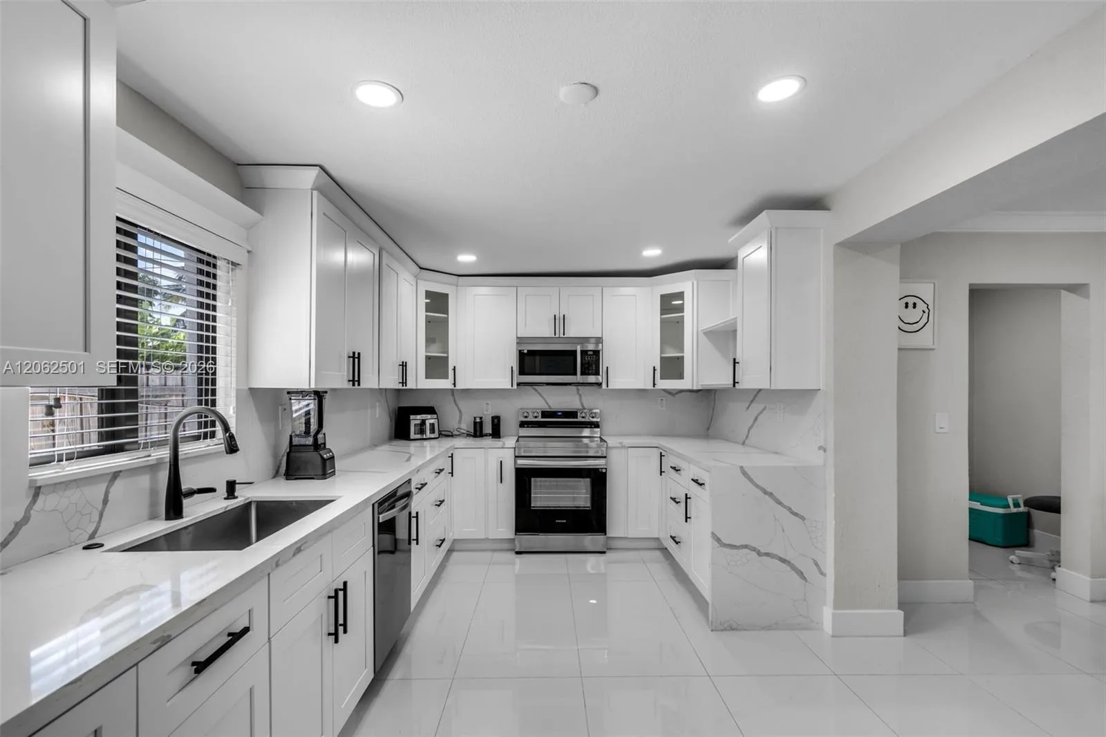 3609 SW 23rd St, Fort Lauderdale, FL 33312 photo 3