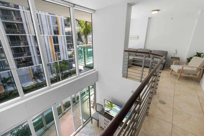 41 SE 5th St # 308, Miami, FL 33131 photo 5