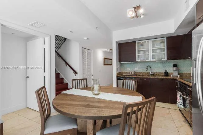 41 SE 5th St # 308, Miami, FL 33131 photo 9