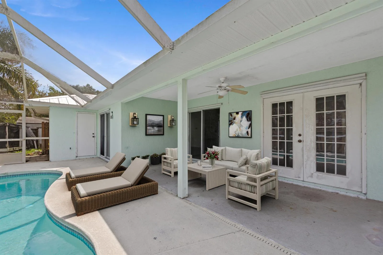 9084 102nd Avenue, Vero Beach, FL 32967 photo 2