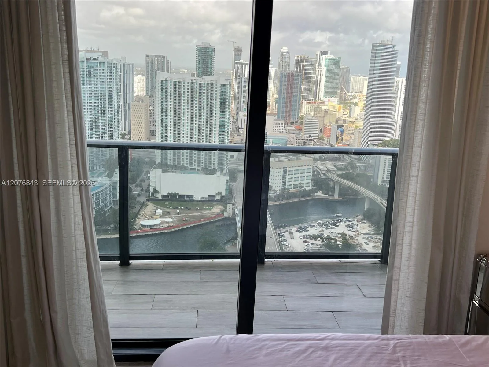 45 SW 9th St # 4408, Miami, FL 33130 photo 7